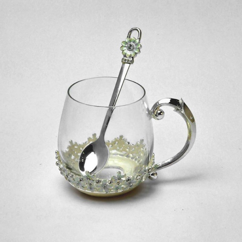 flower-motif-silver-mug